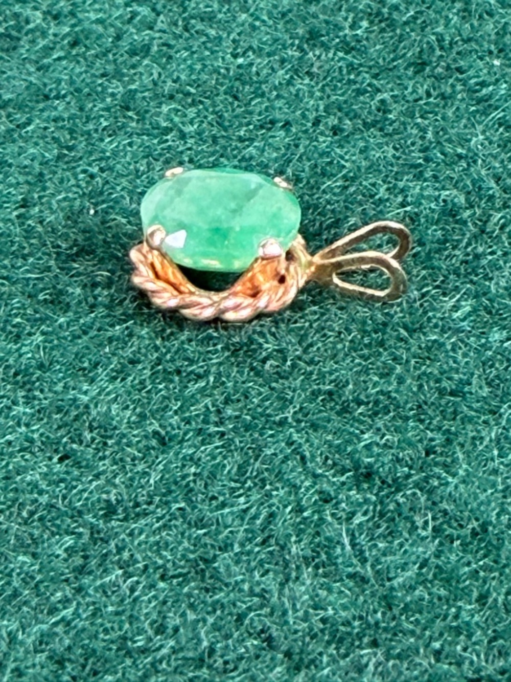 VINTAGE, 10K Gold Green Gemstone Pendant - Picture 2 of 12